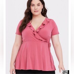 TORRID STUDIO KNIT STRETCH SURPLICE RUFFLE
WRAP TOP 3x